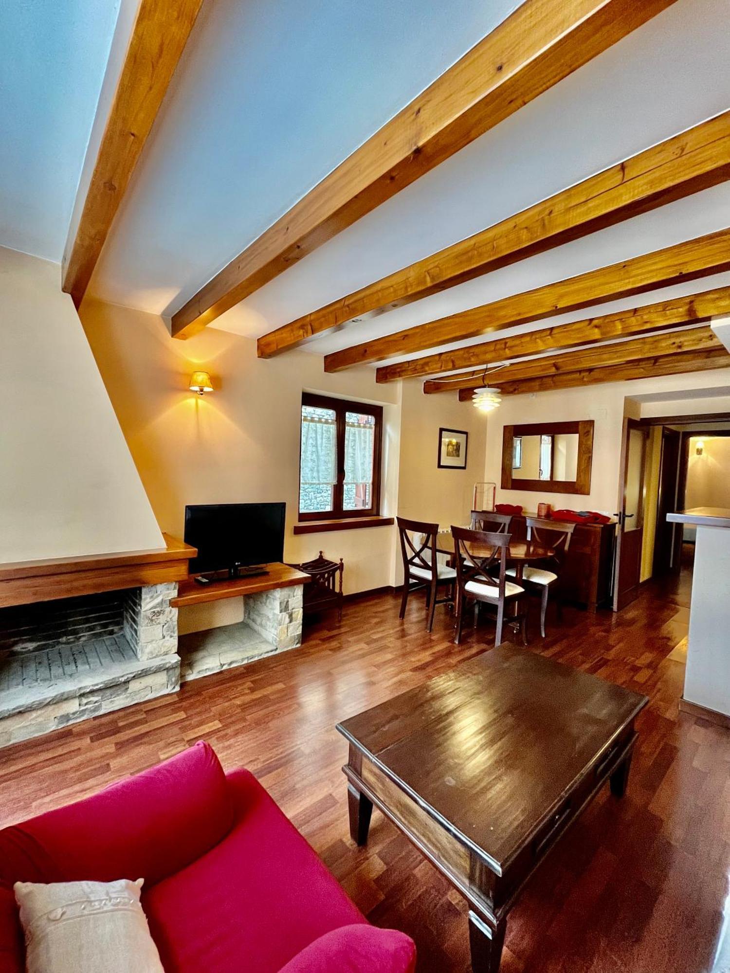 Apartamento Luxury House Valencia D'Aneu Exterior foto