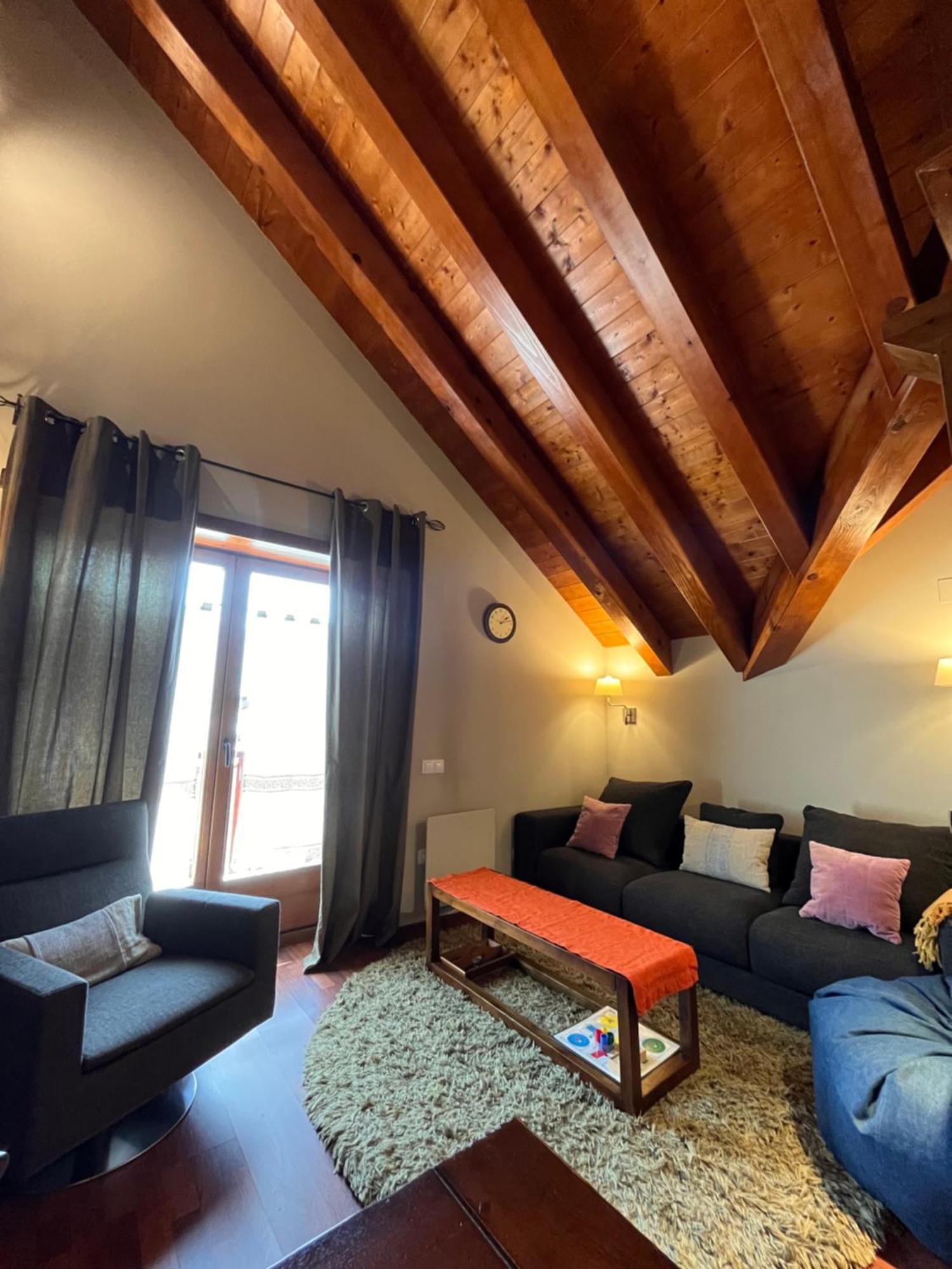 Apartamento Luxury House Valencia D'Aneu Exterior foto