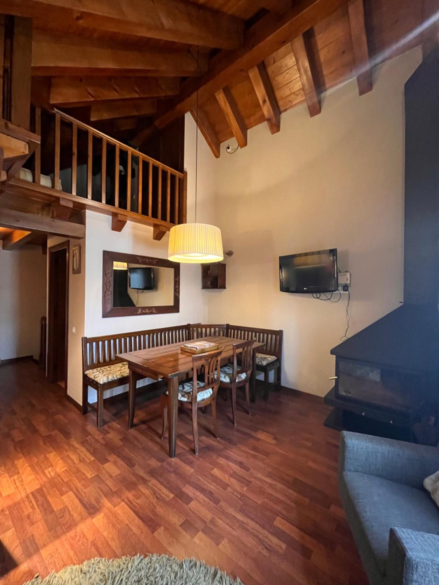 Apartamento Luxury House Valencia D'Aneu Exterior foto